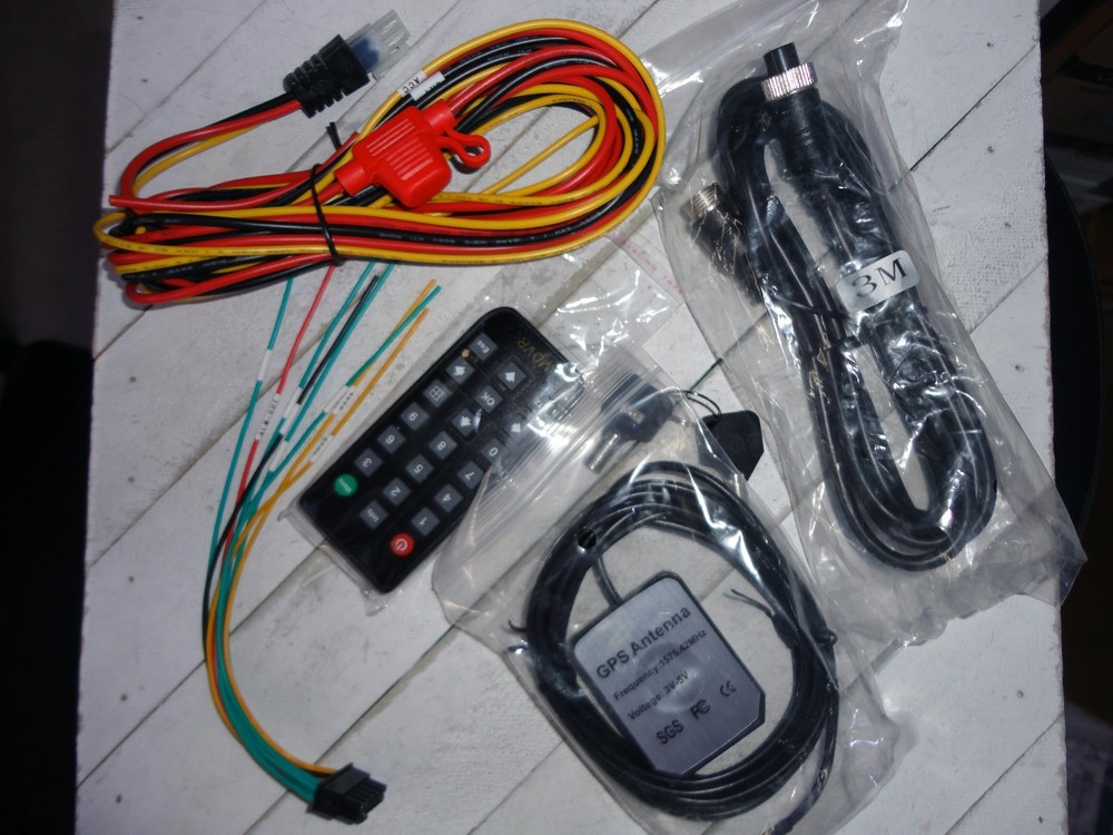 Falcon Electronics 4 CH Mobile mDVR + Cables + Remote + GPS Antenna / Never Used