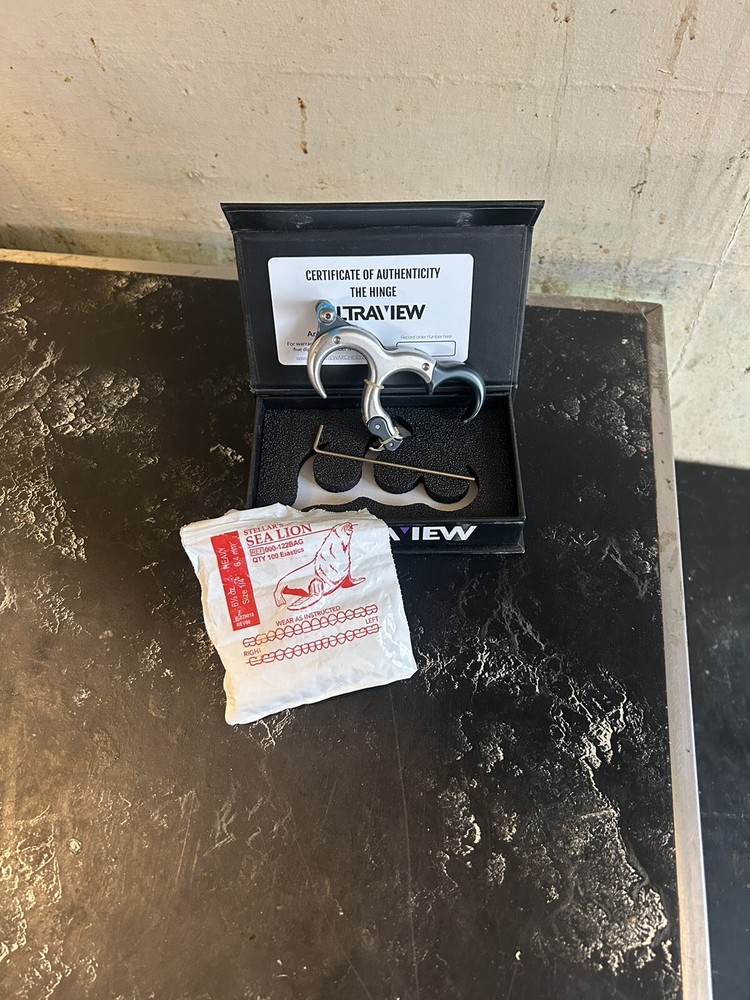 ultraview hinge medium