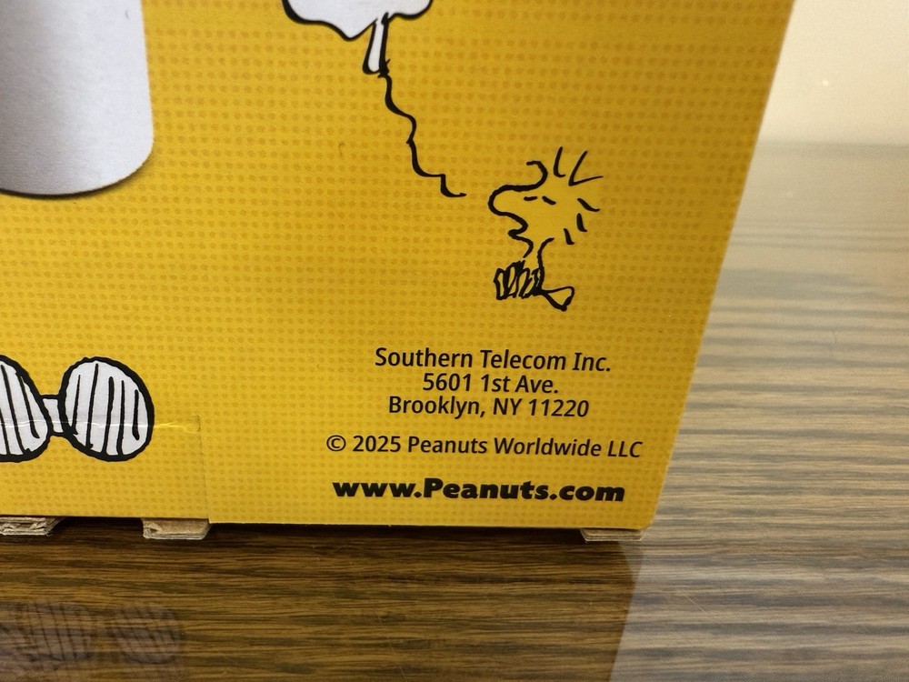 Peanuts Snoopy Bluetooth Karaoke Microphone Wireless Speaker NEW