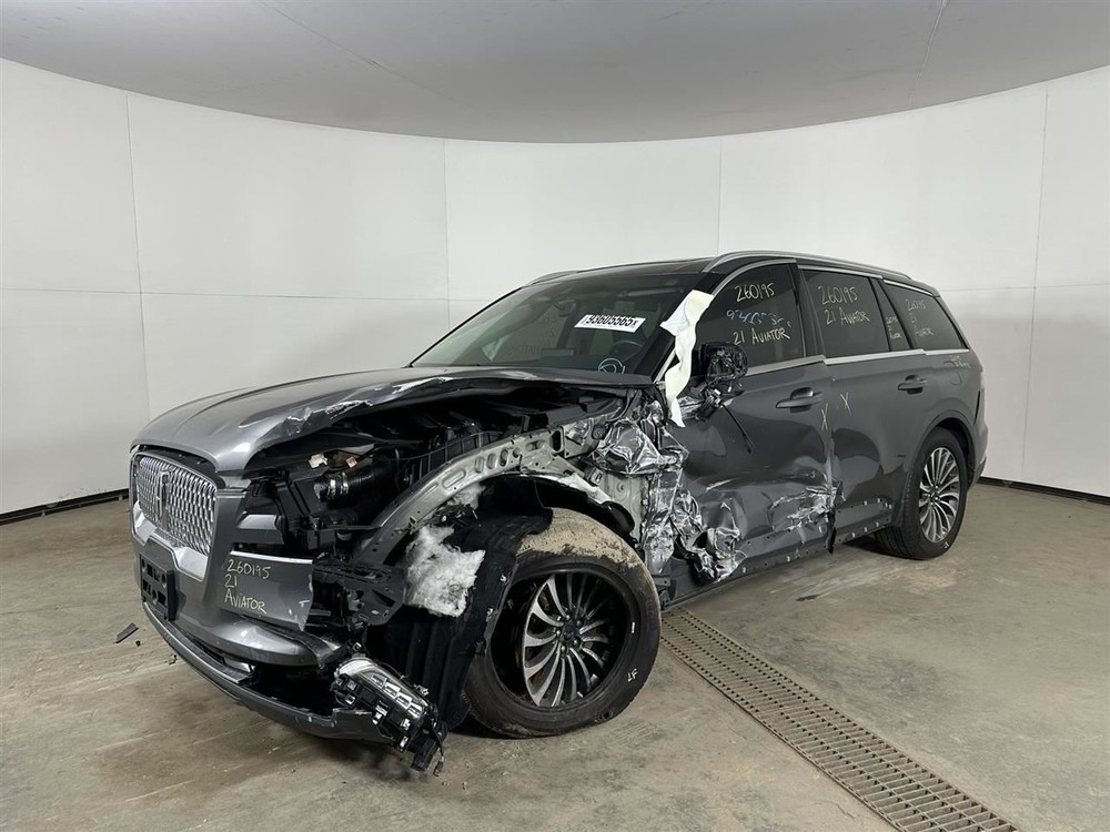 Camera/Projector Camera Windshield Mounted Fits 20-24 AVIATOR 2845073