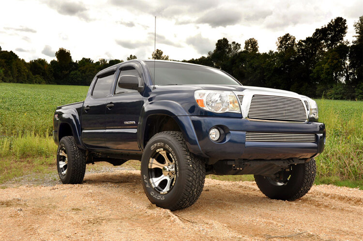 Rough Country 3.5" Lift Kit with N3 Struts & N3 Shocks for 05-23 Toyota Tacoma