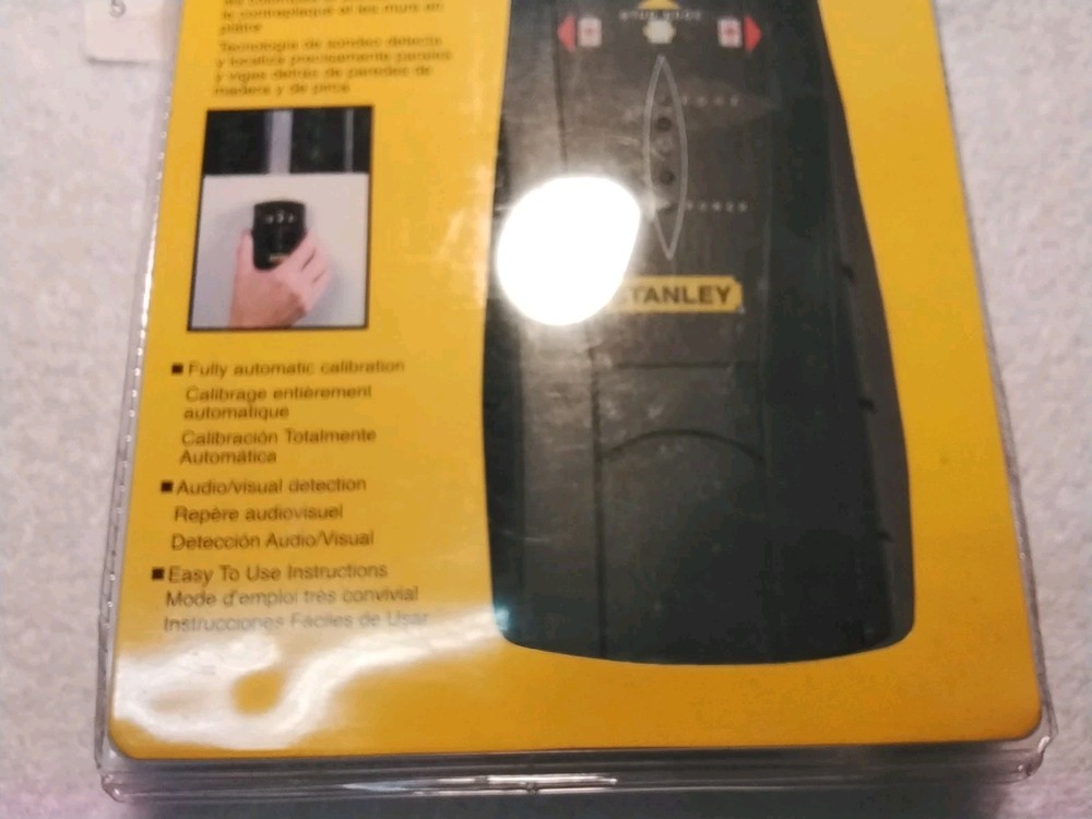 STANLEY 77-100 INTELLISENSOR STUD- JOIST LOCATOR