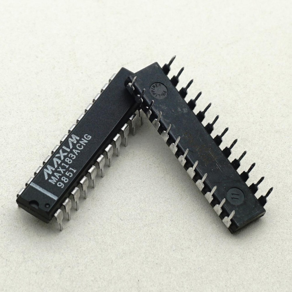 Maxim MAX183ACNG 12-Bit ADC with External Reference Input PDIP24 x 1PC