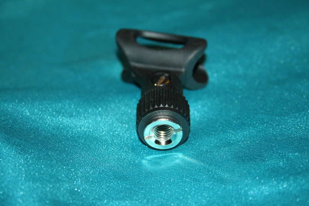 QuikLok Small Diameter Rubber Microphone Clip, MPN MP-892