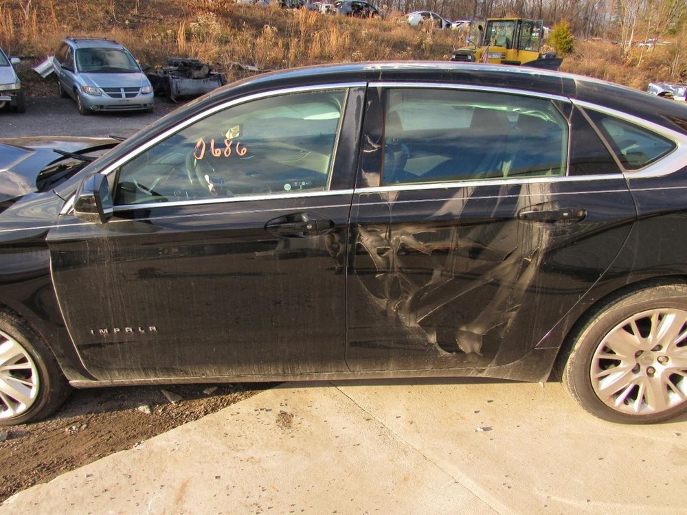 IMPALA 2018 Glove Box 1012372