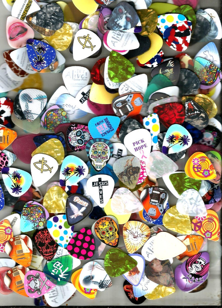 99 CENTS FOR (50 )ASSORTED GUITAR PICKS BASE MUSIC STRINGS BANDS,