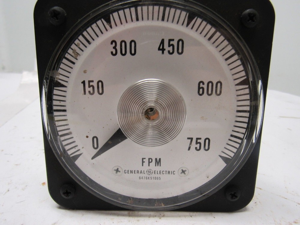 EIL Instruments G.E. Type DB-40 Panel Mount Meter 0-750FPM