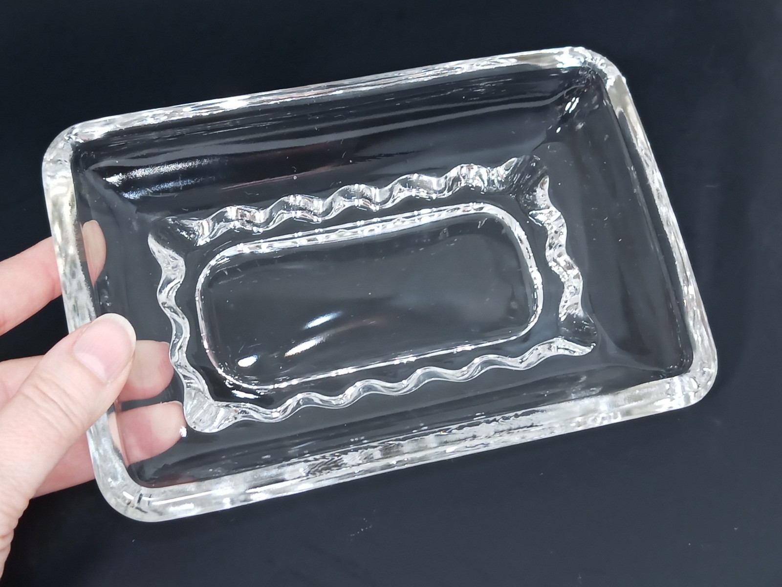 VTG Glass Bar Soap Dish Think Scallop Edges Heavy Solid Fluted Paperweight