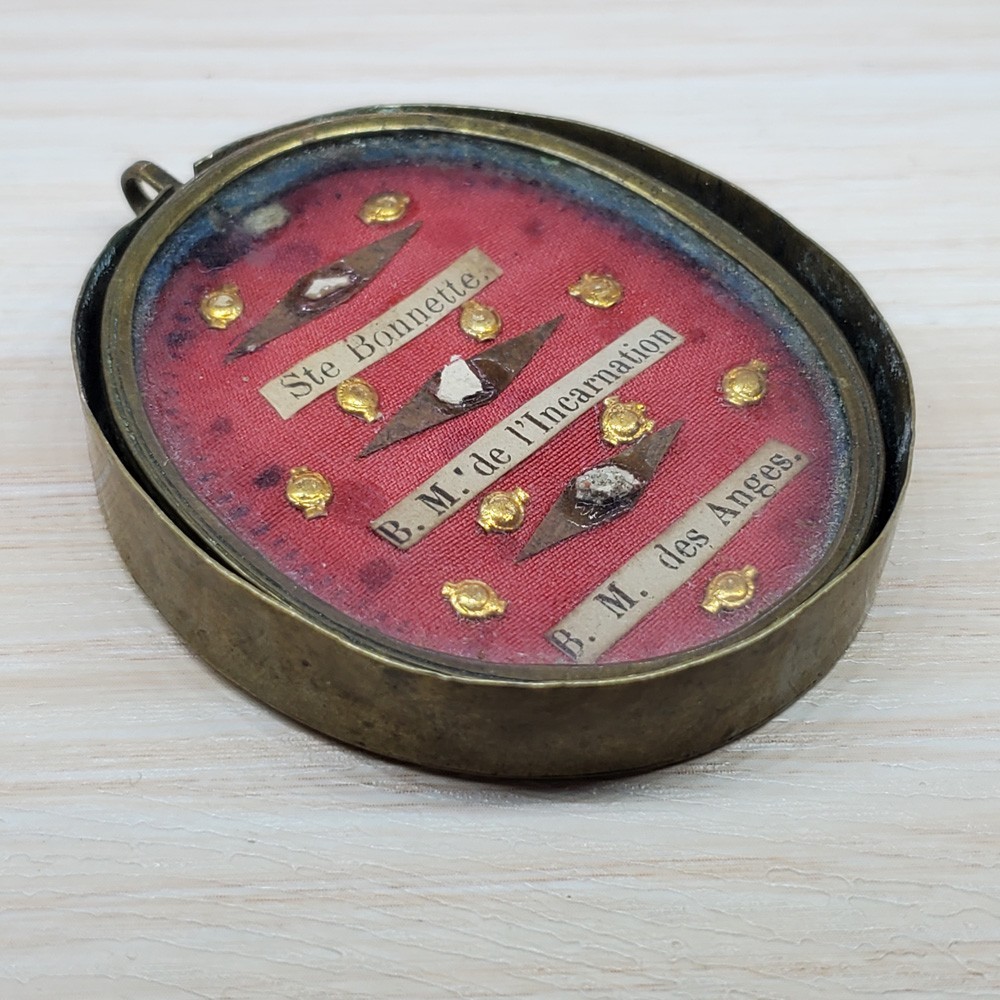 Reliquary / Relic：S. Bonnette，B. Marie of the Incarnation，B. Mary of the Angels