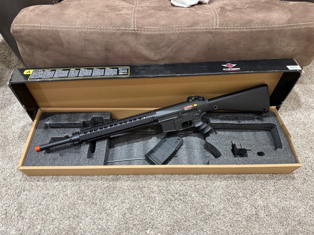 Airsoft SR-25 Rifle