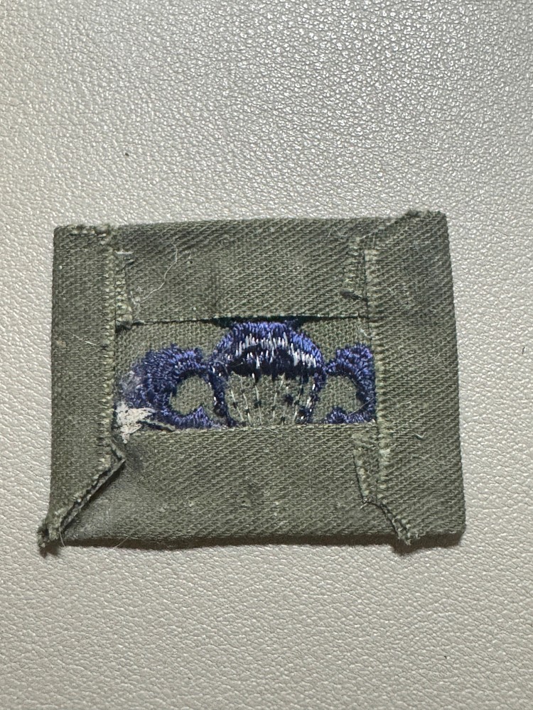 🇺🇸 USAF Master Parachutist Patch – Blue Thread on OD Green Cloth