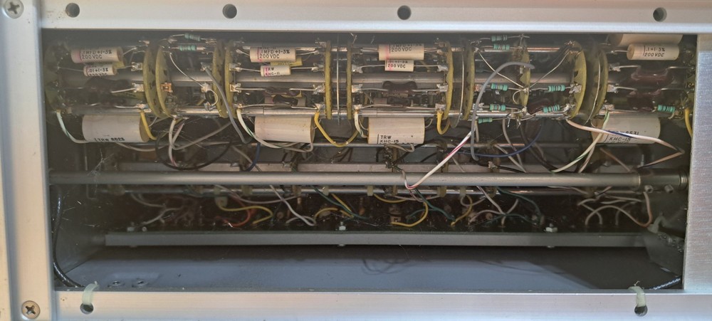 Krohn-Hite model 3343 Dual Channel, Solid State Variable Electronic Filter