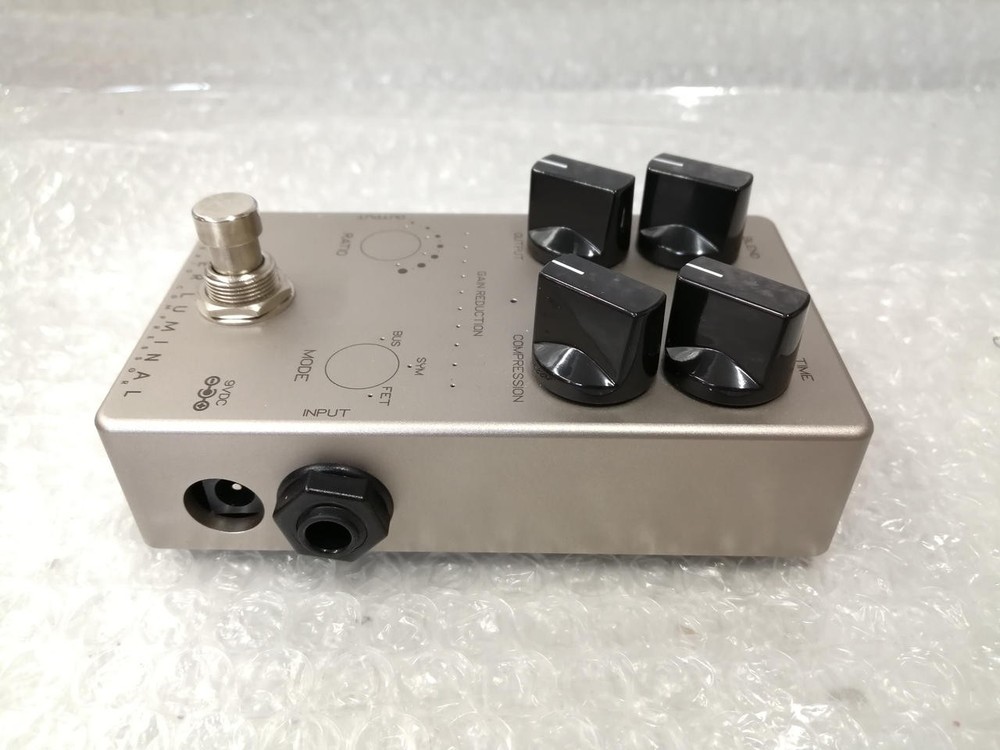 DARKGLASS ELECTRONICS HYPER LUMINAL effector