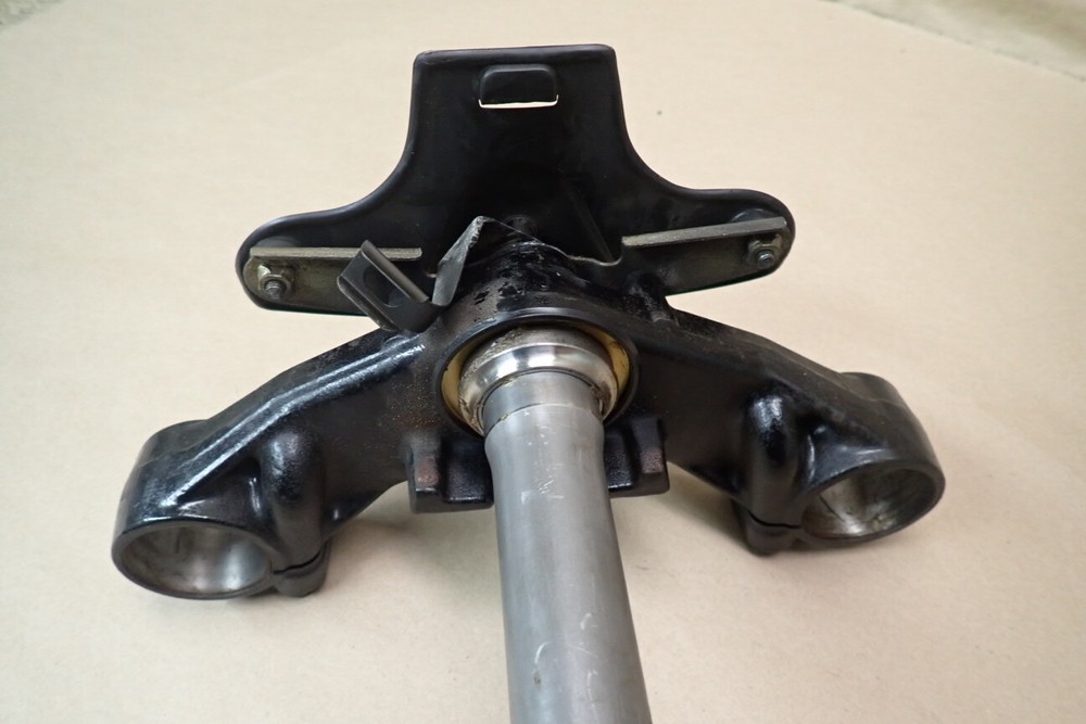 1995 HONDA PC800 TRIPLE TREE FORK CLAMPS STEERING STEM ASSEMBLY