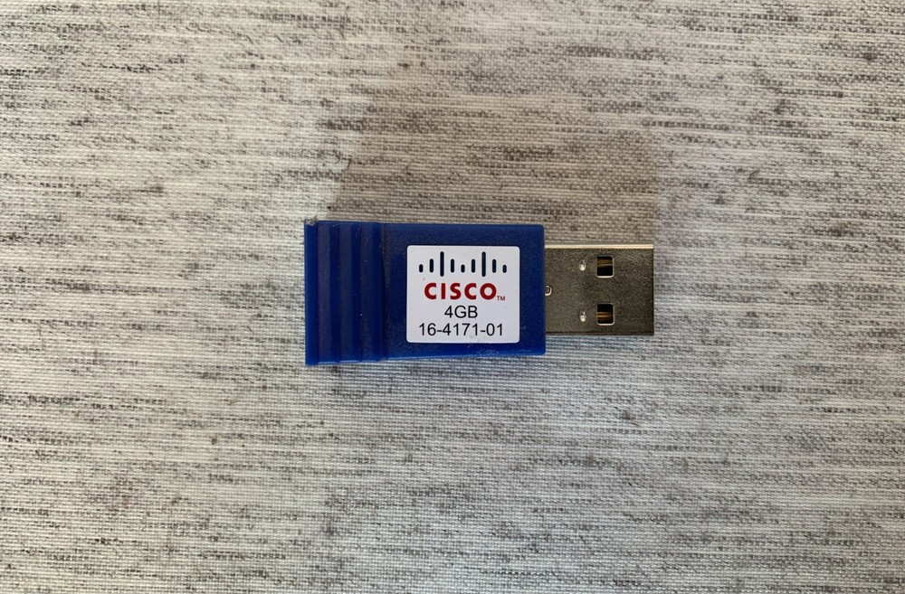 Cisco UCS B200 M3 16-4171-01 4GB USB FLASH DRIVE