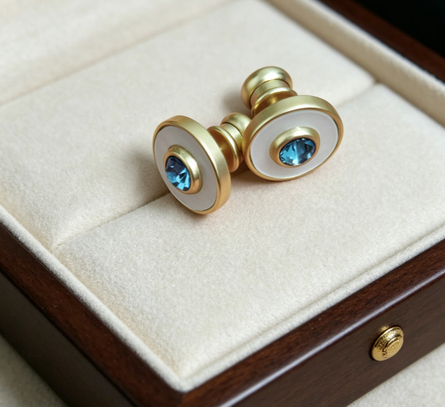 Julie Vos Colette Circle Stud earings