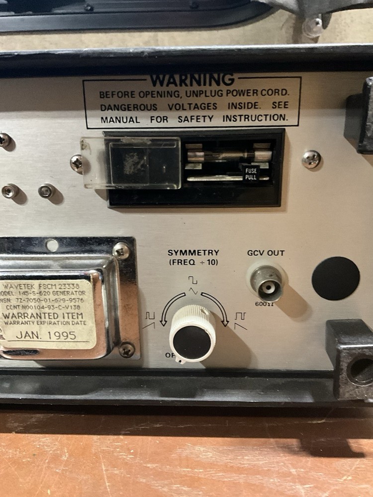 WAVETEK 20 MHZ PULSE FUNCTION GENERATOR MODEL 145 POWERS ON