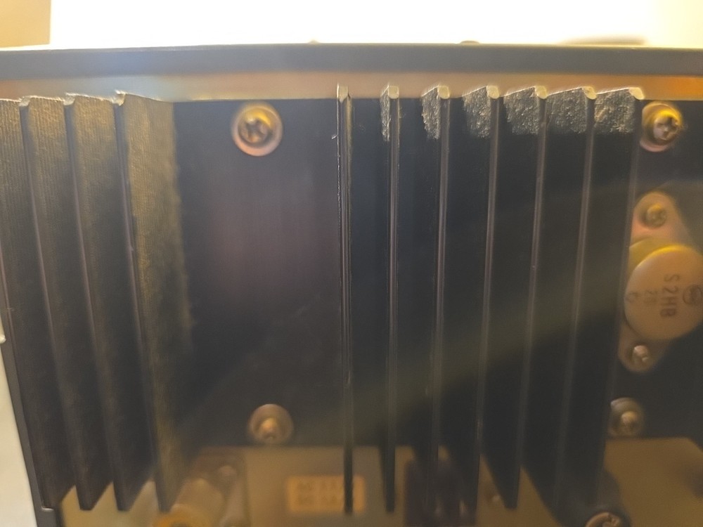 KLM MULTI-2700 2 M PLL TRANSCEIVER FM-W/N.USB.LSB.CW.AM