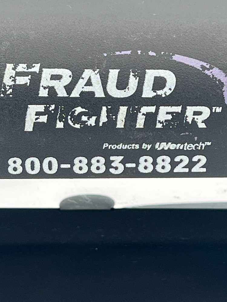 UVeritech UV-16 FRAUD FIGHTER Counterfeit Detection Scanner