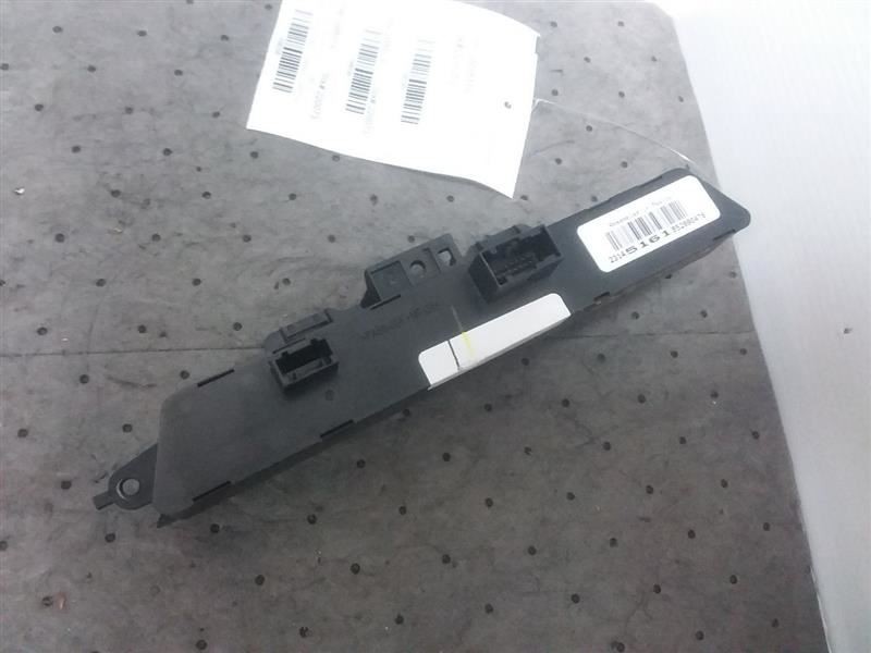 Traction Control Cargo Light Hill Assist Switch Panel 2014-2018 Silverado