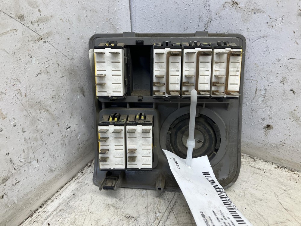 2013-2022 Peterbilt 579 IGNITION Dash Panel - Used