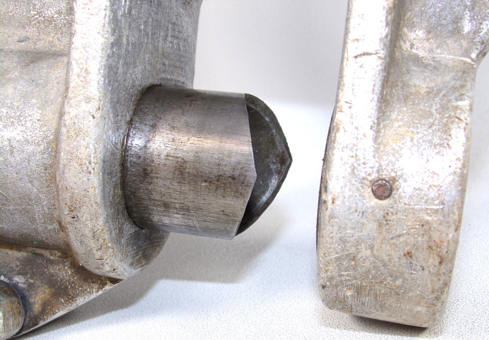 CADDY MSP-10 Metal Stud Punch for Easy Snap Grommets