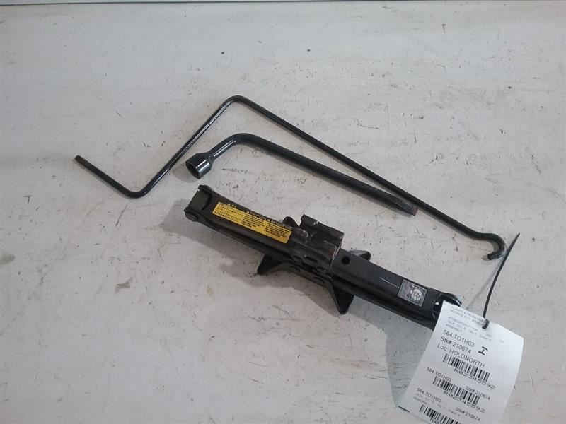 CAMRY     2003 Jack 2345592