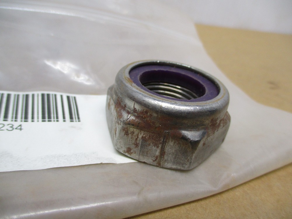 D556N Nut