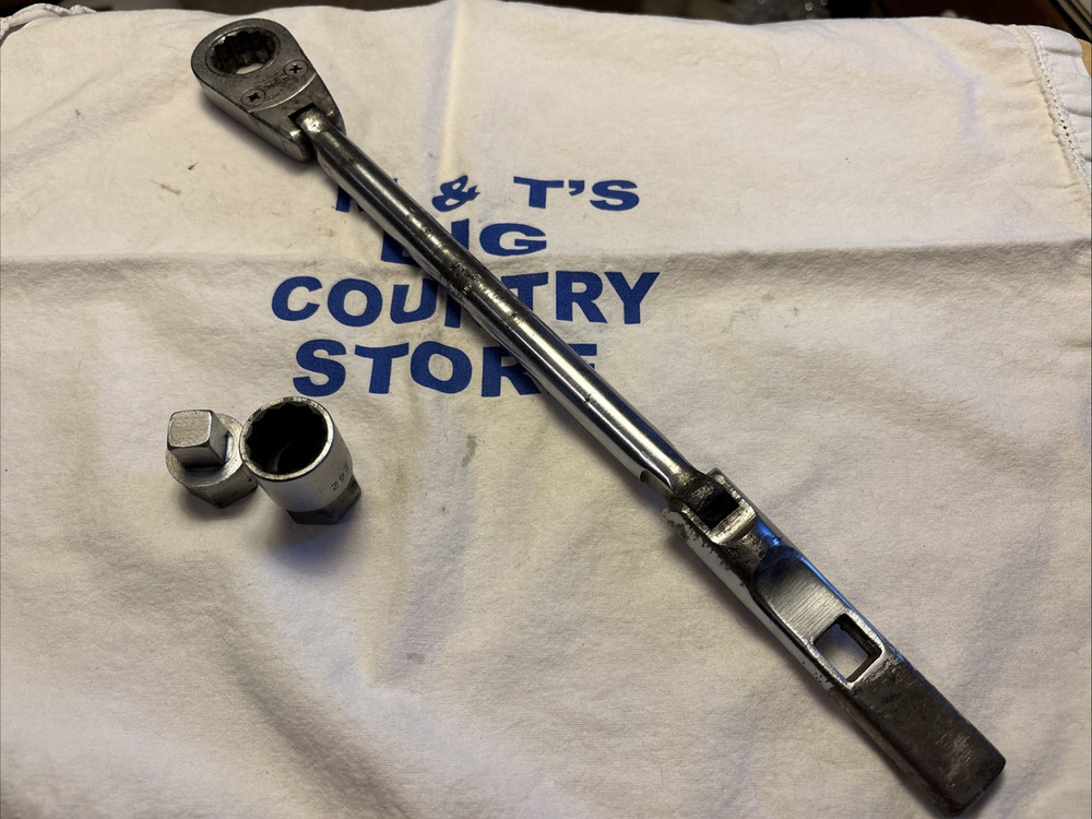 Mac Tools Specialty Front End Alignment Flex Ratchet VRF with Adapter & Socket