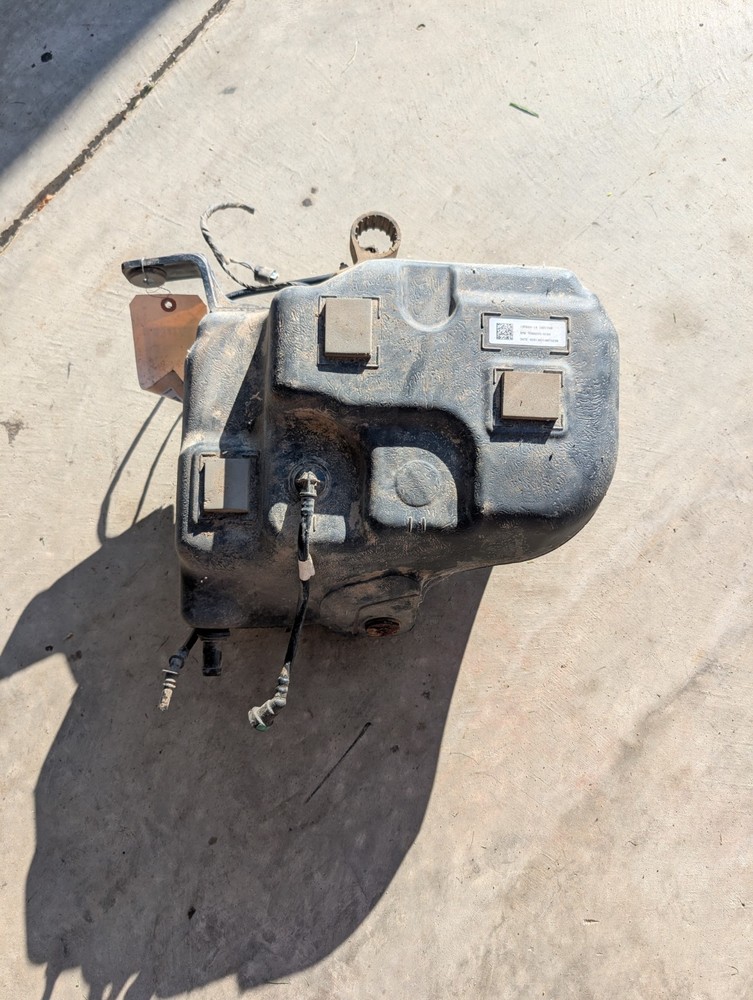 2014 328d Passive DEF Tank USED without Transfer Pump.