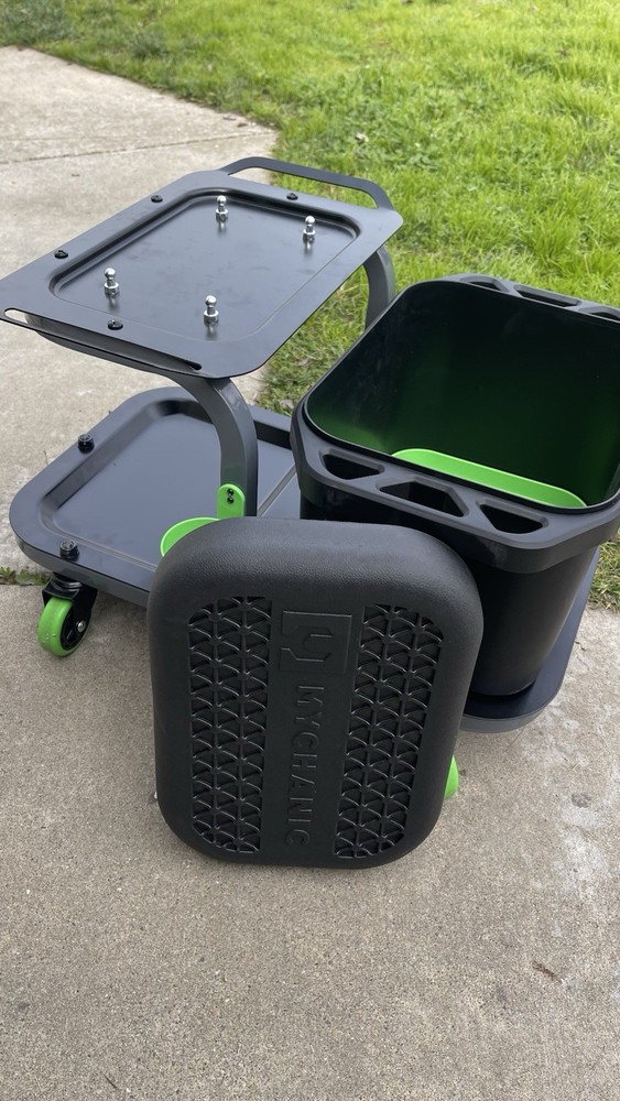 Rolling Car Wash Stool with Bucket
