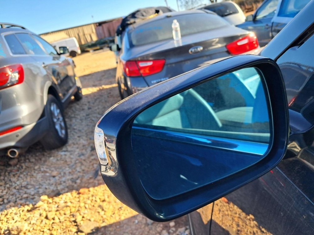 MDX 2010 Glove Box 4862717