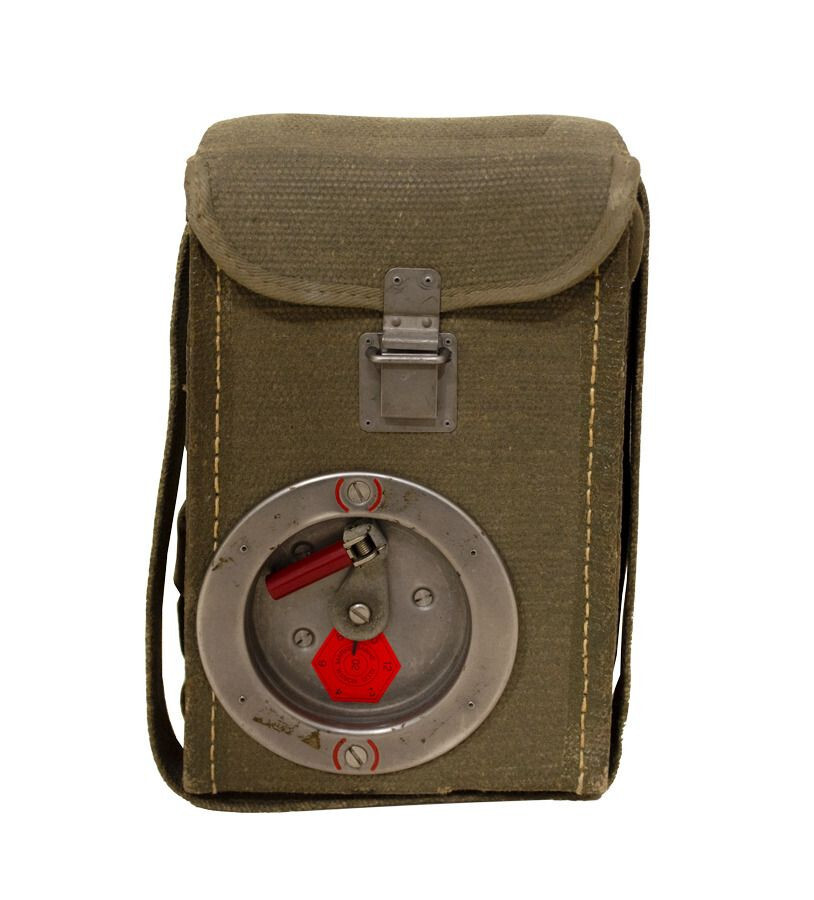 Vintage Swiss Army EN50-A Field Telephones, 4 Phones and Crate