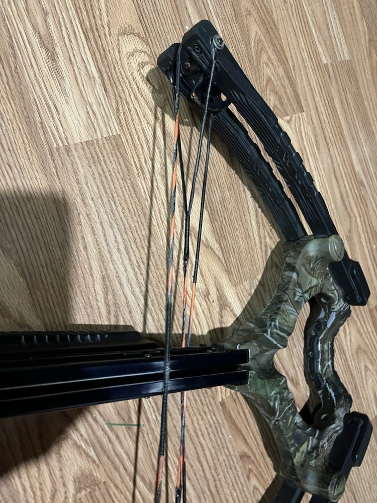 Barnett Crossbow-Buck Commander bundle with accessories.