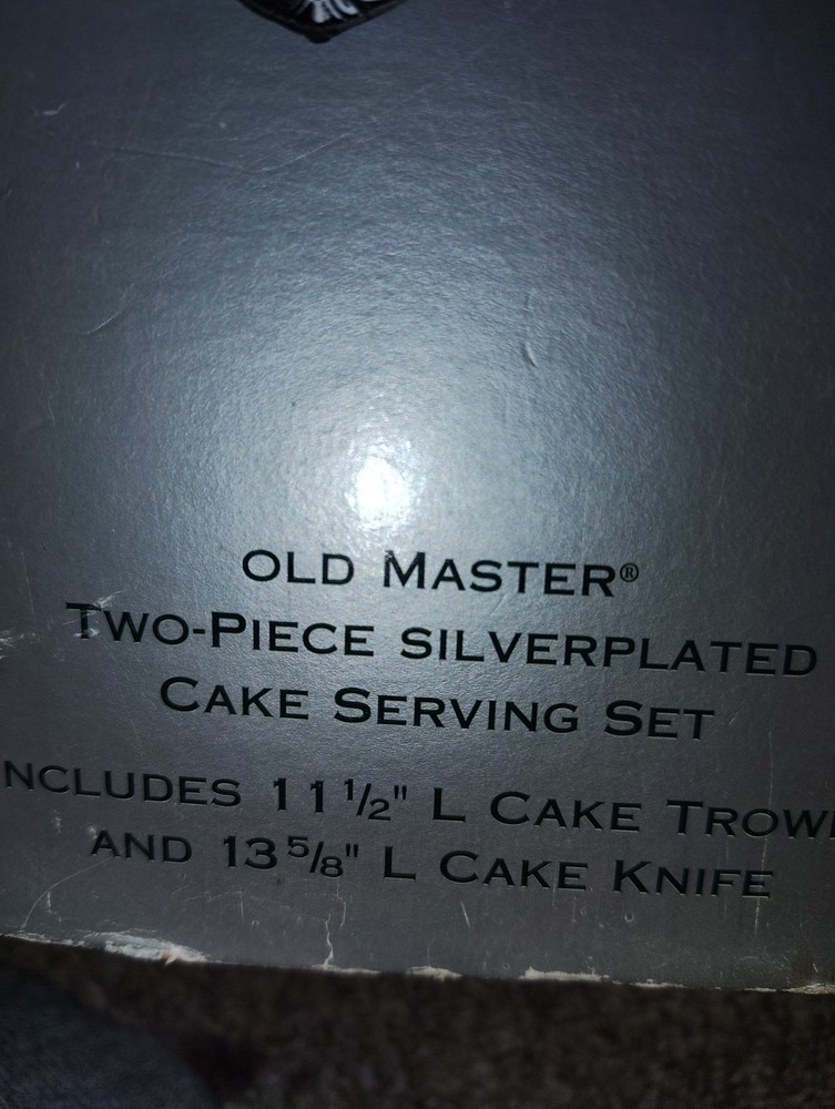 wedding cake utensils