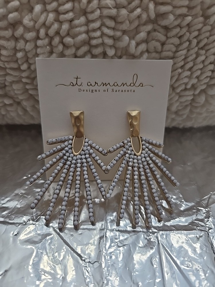 st armands lightgray earrings