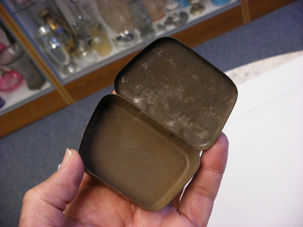 Phonograph Gramophone Needle Tin - Lord Needles - Empty