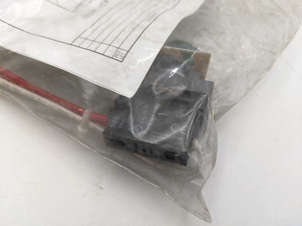 ABB PL-120VAC Pilot Device Kit Green Indicator Light Lamp ON 120V Control Panel