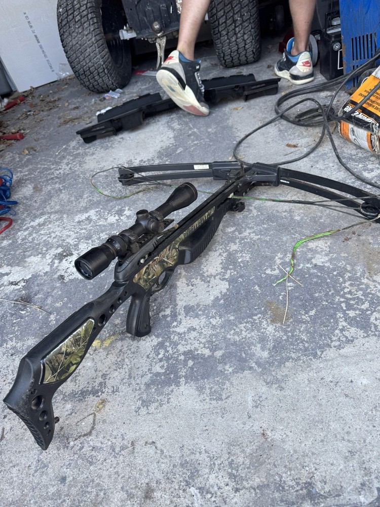 Vintage Barnett Jackal Crossbow & Tasco Scope *UNTESTED* Bad String