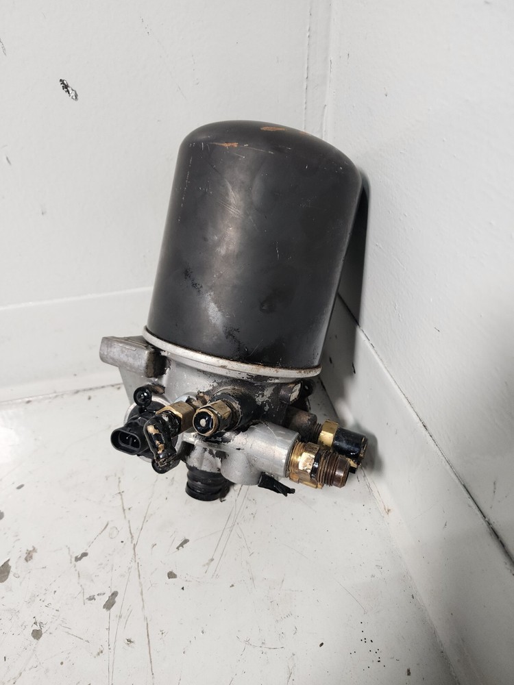 2019 Mack Anthem Air Dryer Assembly