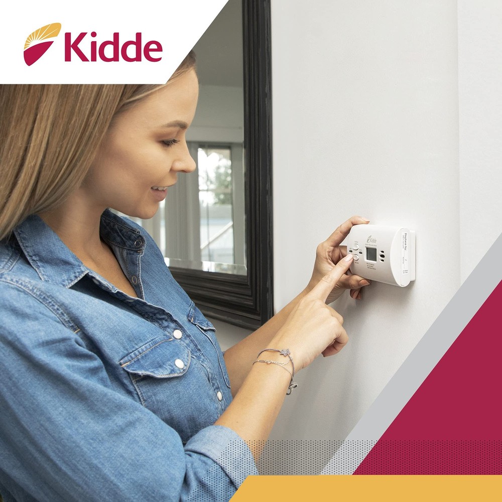 Kidde Carbon Monoxide Detector, AA Battery Powered CO Alarm with LEDs,