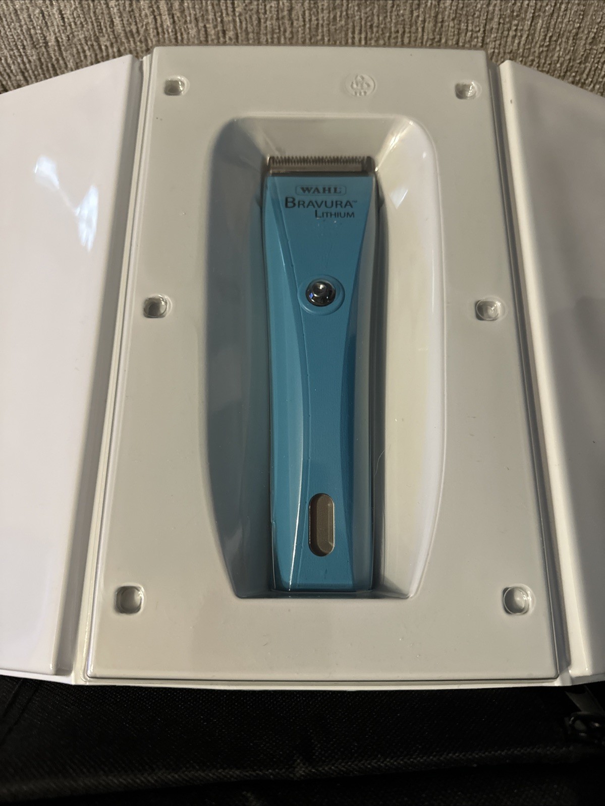 Wahl Bravura Pro Lithium Cordless Animal Clipper Turquoise - New