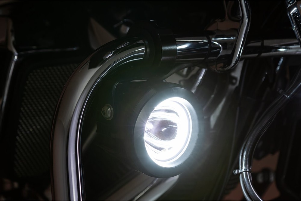 Ciro Black Light Cannons Spotlight w/ Engine Guard Mount (45019)