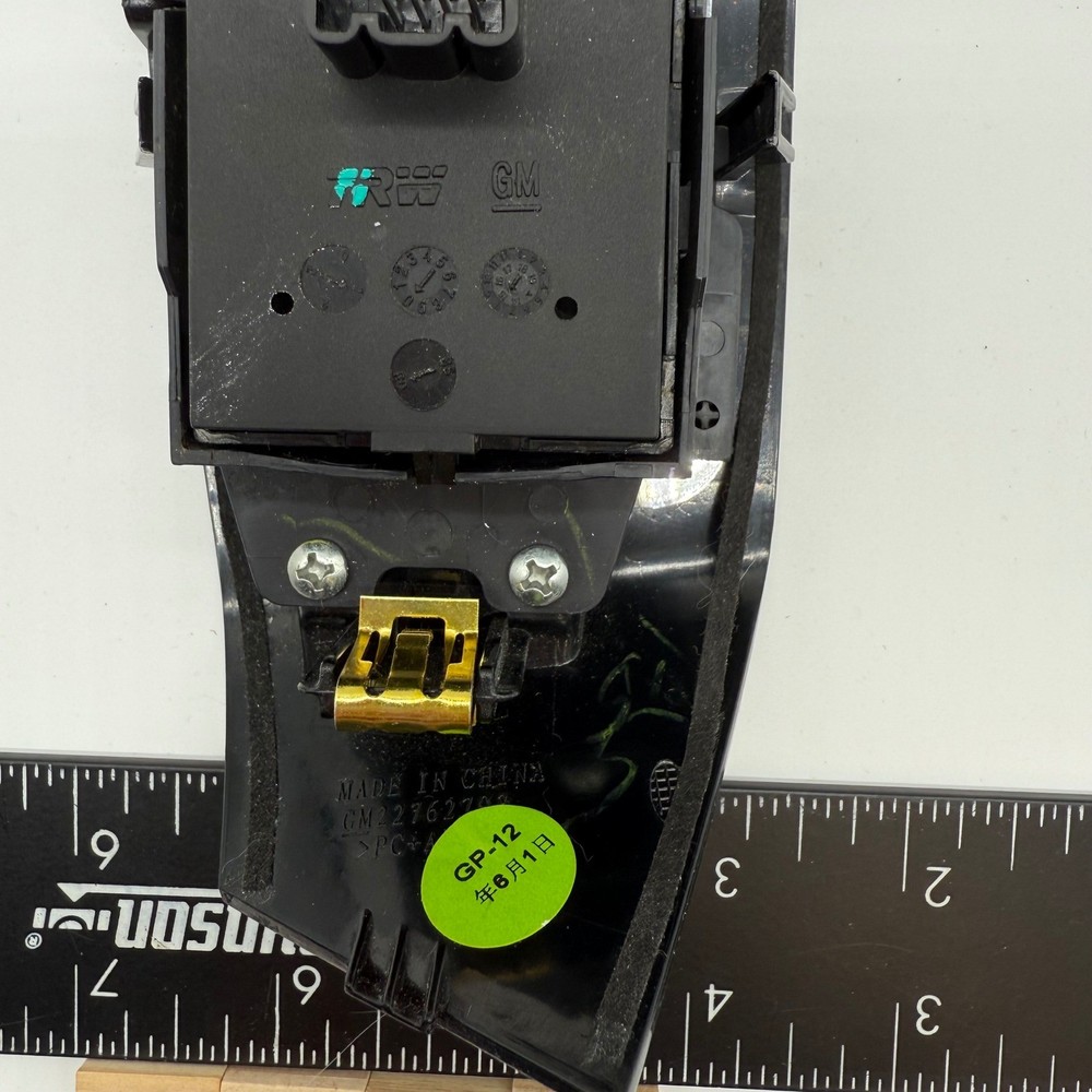 GM 23466791 Front Left Driver Side Master Power Window Switch Door Control