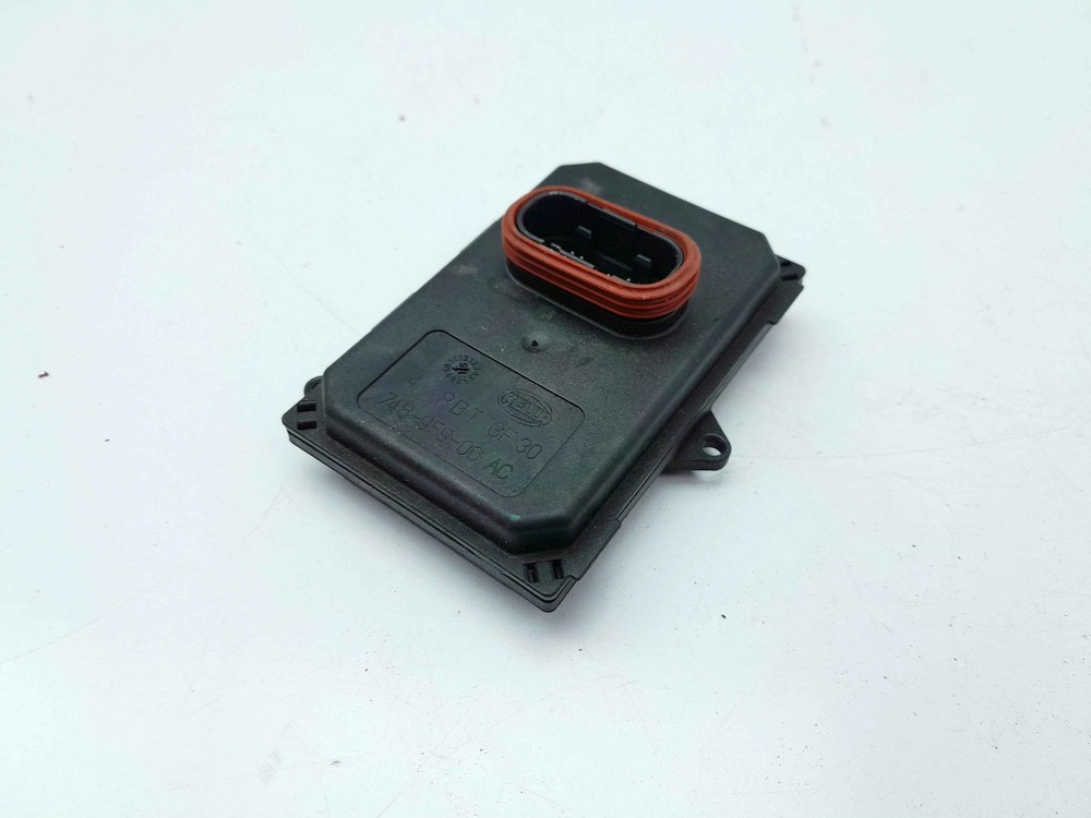 AUDI Q3 CONTROL UNIT HEADLIGHT BALLAST MODULE 7PP941329M 2016