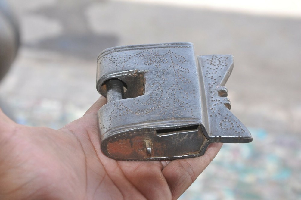 Vintage Iron Handcrafted Solid Inlay Engraved Unique Shape Strip System Padlock