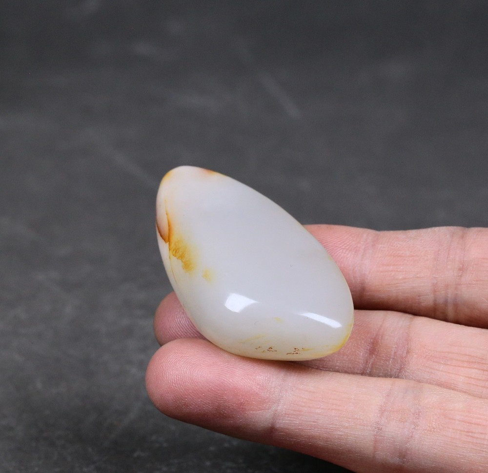 43G 100% Certified 100% Hetian jade Raw stone~和田玉油性洒金皮籽料原石