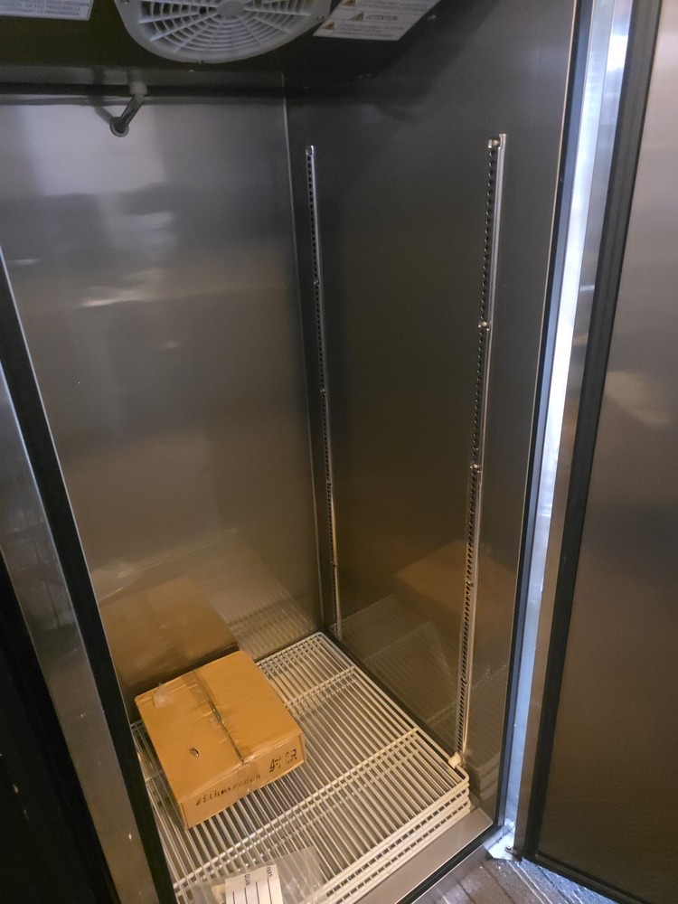 1 SOLID DOOR Refrigerator