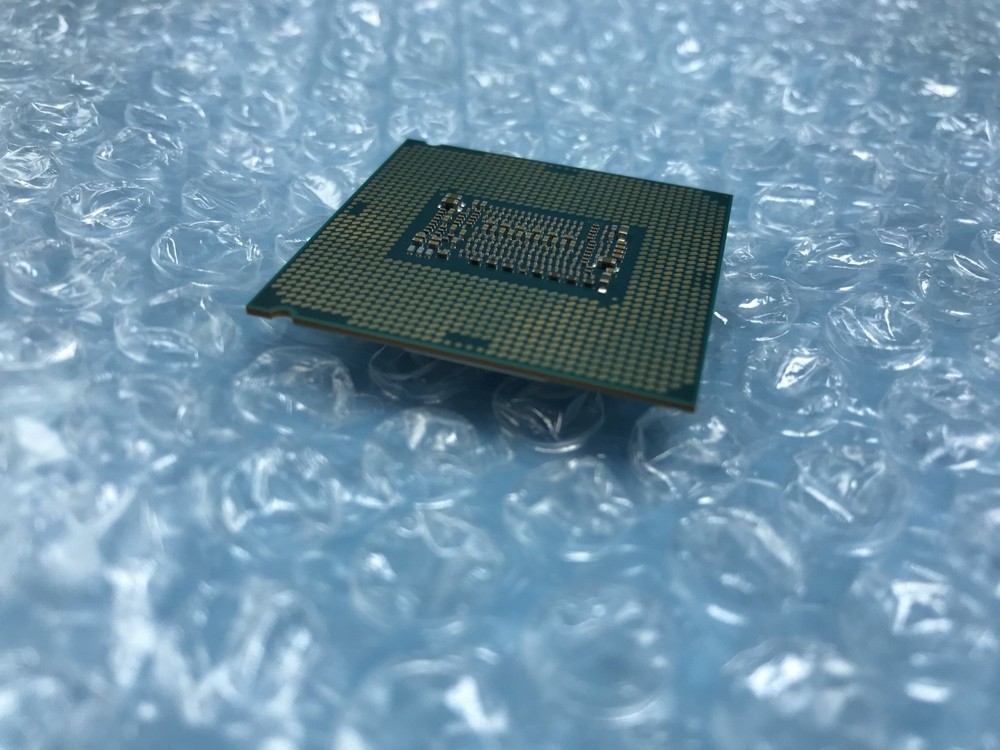 Intel Core i5-8500 SR3XE 6-Core CPU Processor, 3.00GHz, 9M Cache, LGA1151
