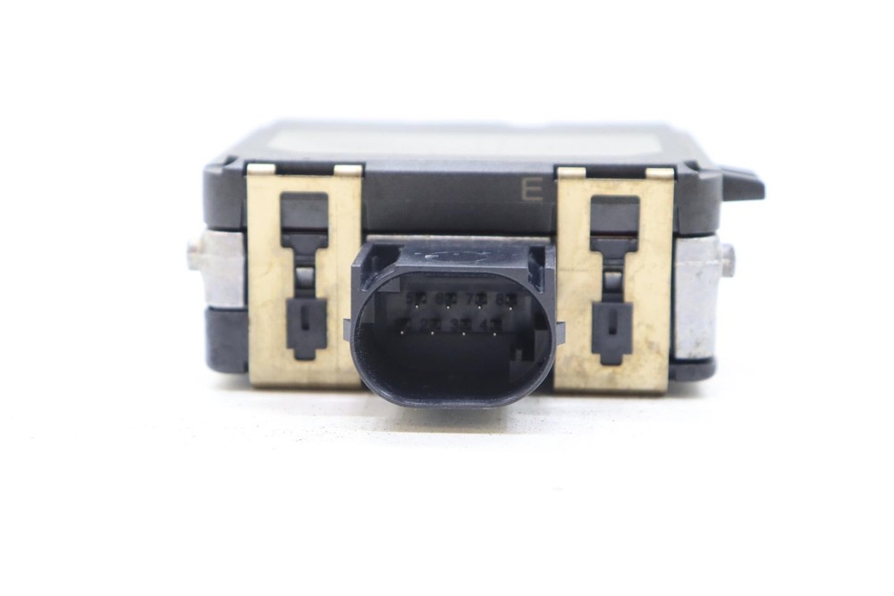 2017 - 2019 AUDI A4 REAR RIGHT BLIND SPOT RADAR SENSOR MODULE OEM 4M0907566E